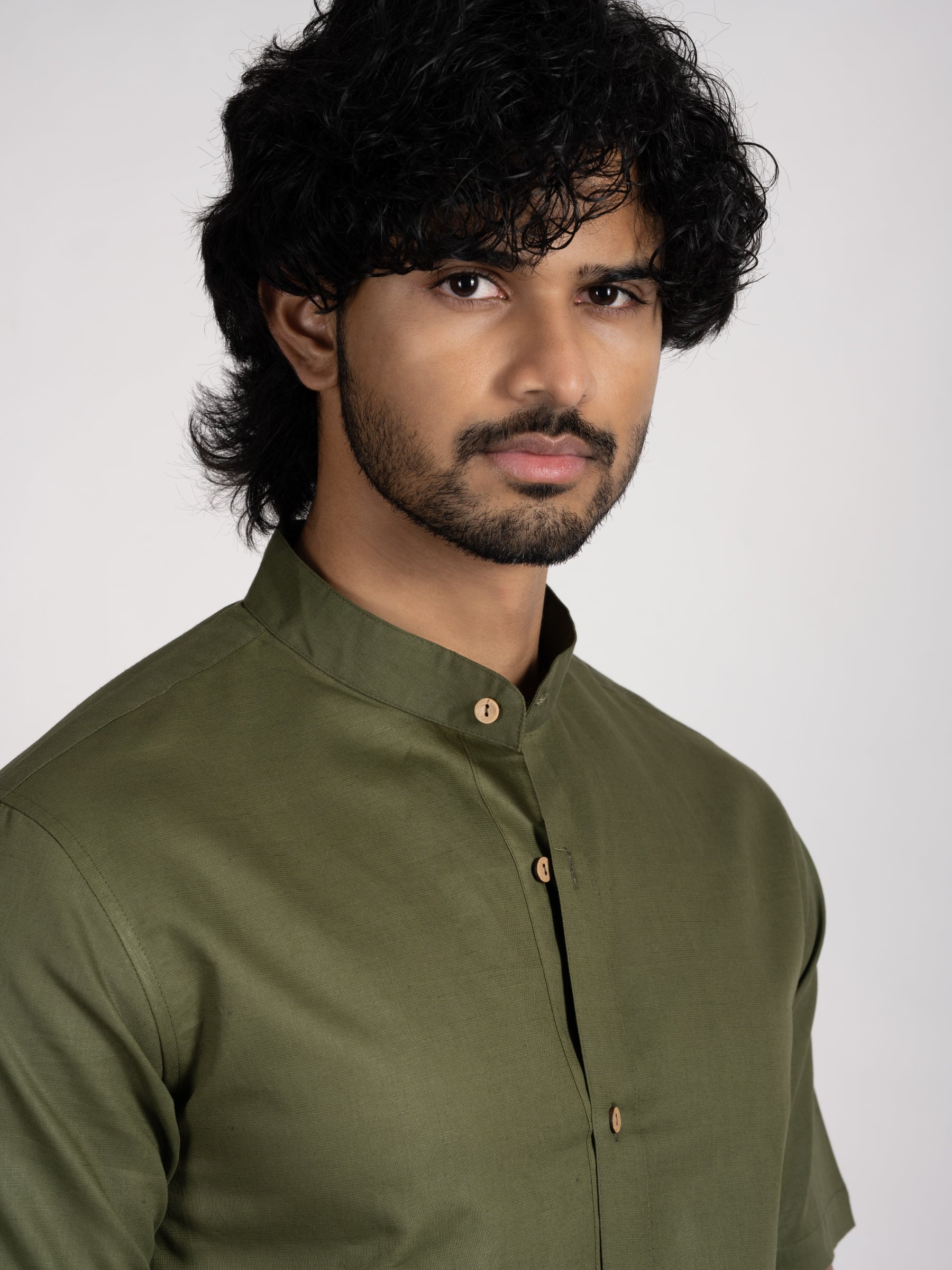 Emerald Earth hemp shirt – durable, breathable, and eco-conscious design