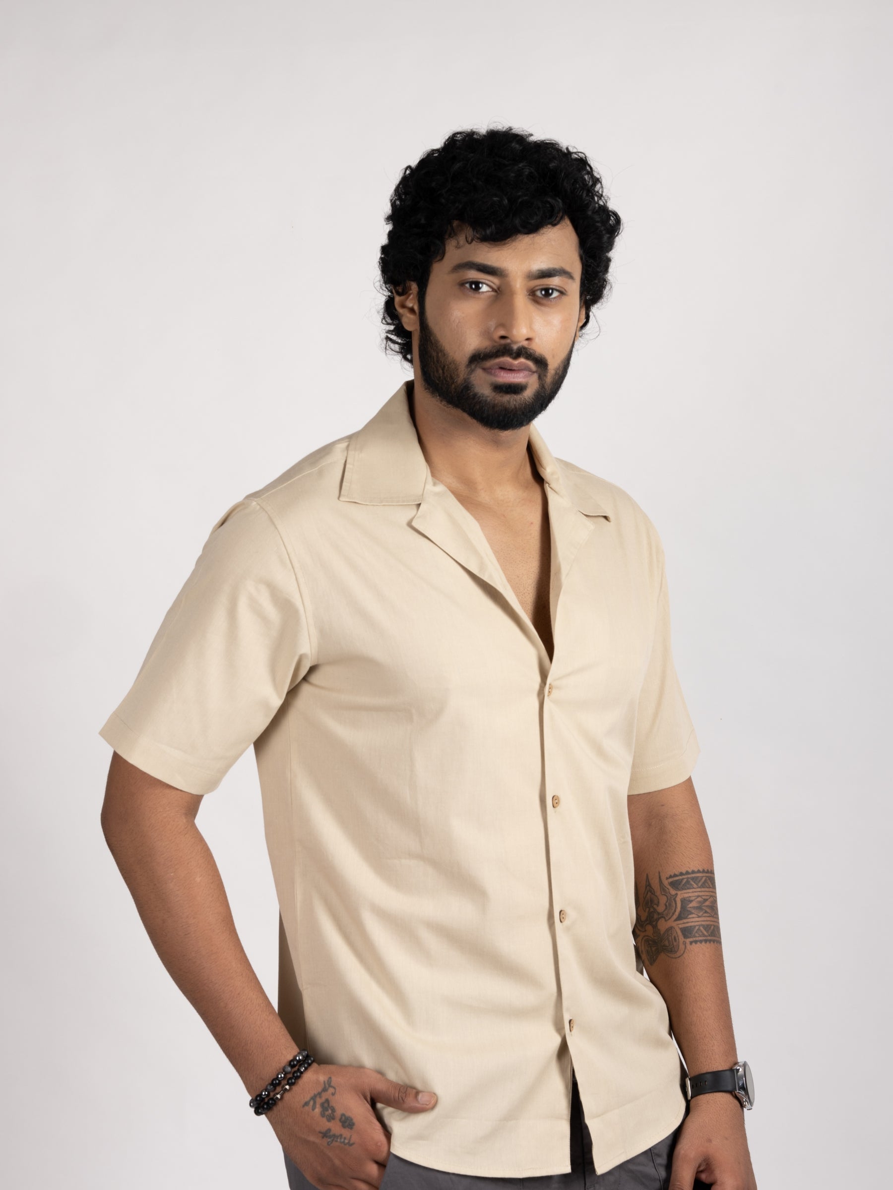 Ivory Wood organic cotton shirt – sustainable classic in a natural ivory tone